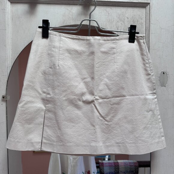 Djerf Avenue Must Have Mini Skirt Sand - Picture 4 of 8